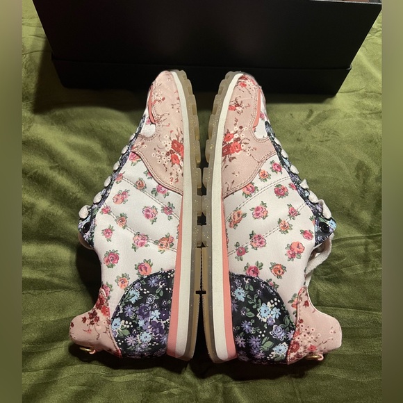 Coach Sneakers - Picture 3 of 8